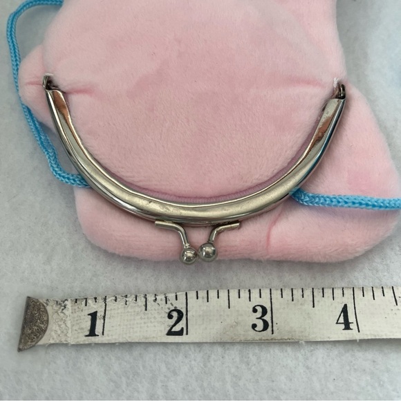 STITCH Small Pink Plush Kiss Lock Necklace Pouch Scrump Disney Japan - Picture 7 of 13